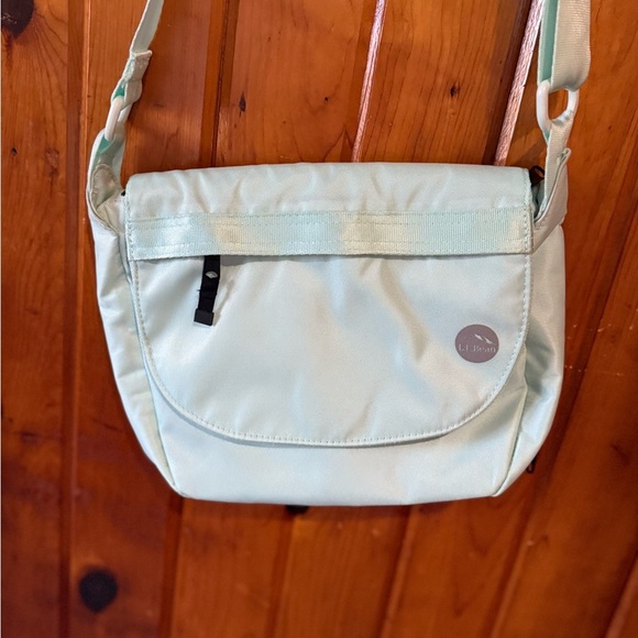 L.L bean light teal Crossbody‎ Bag - Picture 4 of 8